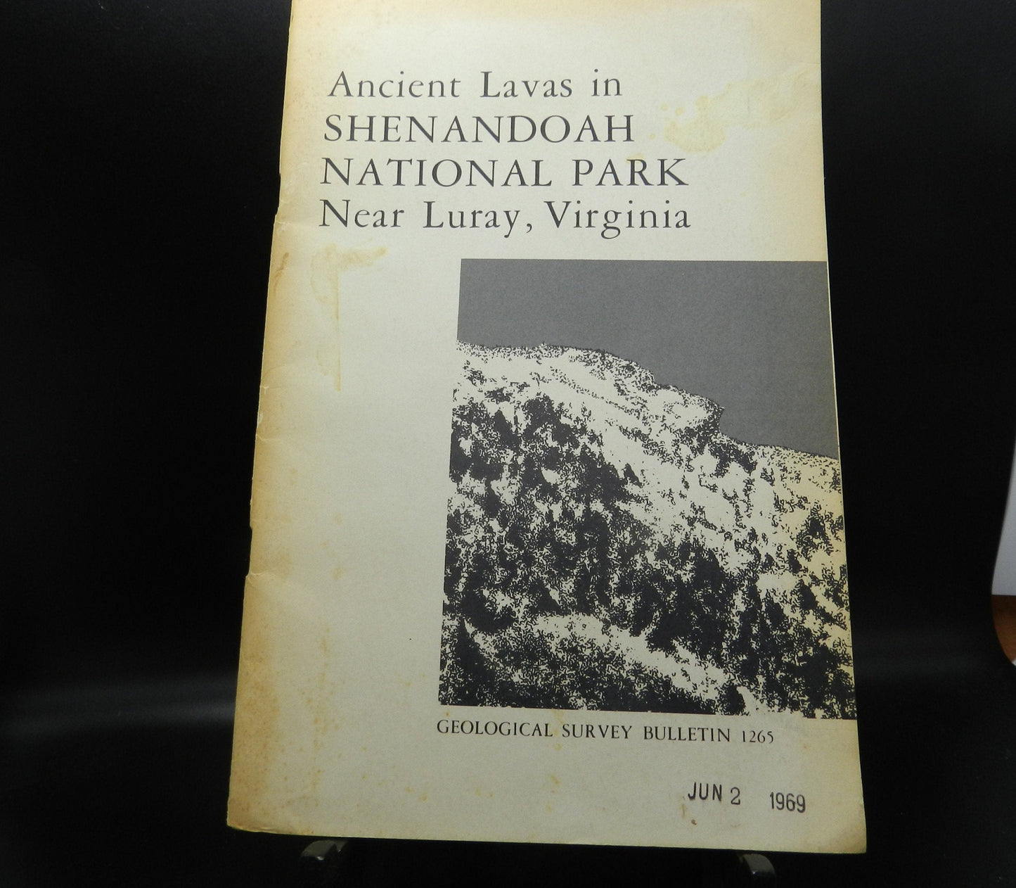 Vintage "Ancient Lavas in Shenandoah National Park" Booklet USGS