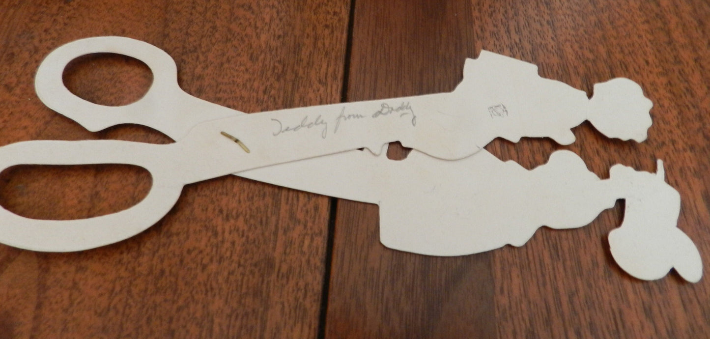 Rare Antique Figural Moving Valentine Card - 1910 - Scissors - Kissing Couple - NF